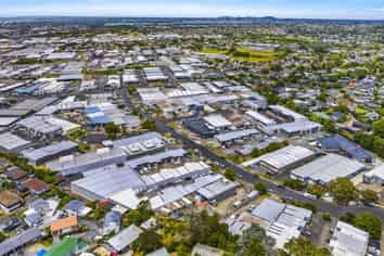 Wairau Valley investment – established tenant