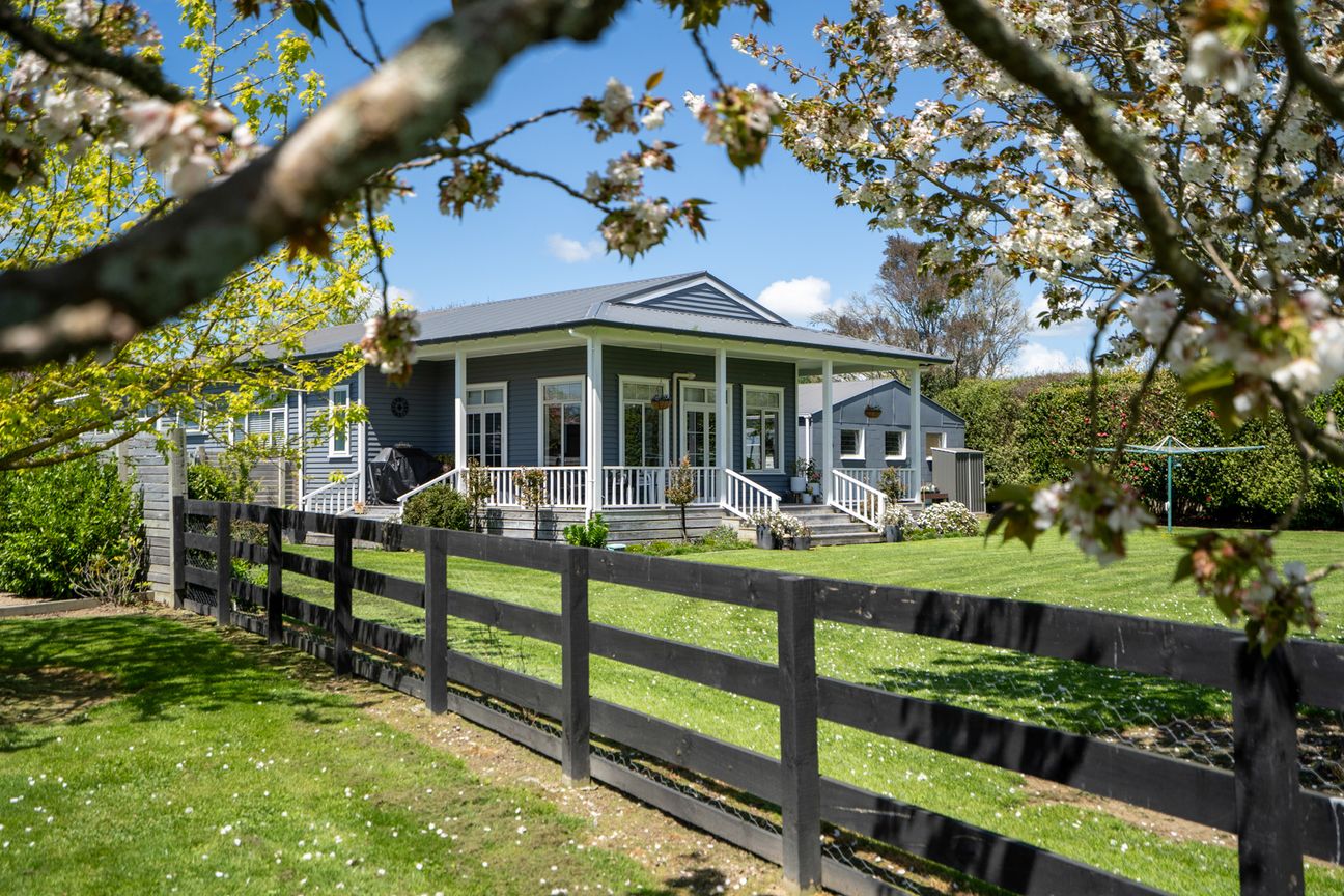 Two Homes. Big Sheds. Endless Possibilities. – pohled 4