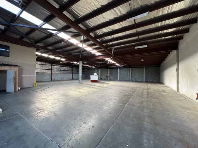 Quality Warehouse & Office