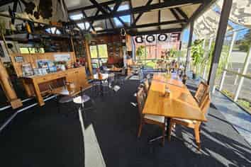 Location, Community & Lifestyle