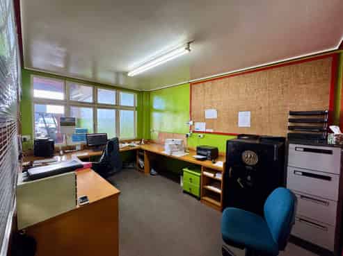 Prime Gill Street Warehouse for Lease