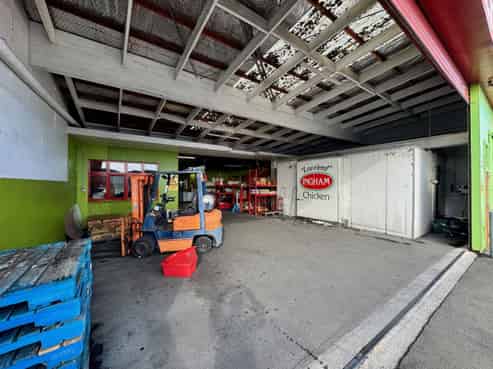 Prime Gill Street Warehouse for Lease