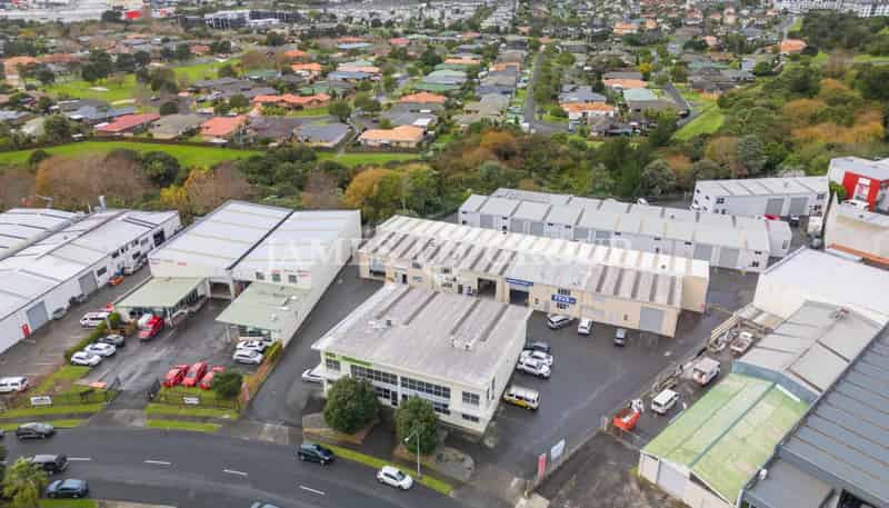 C3/35-37 Greenmount Drive, East Tamaki