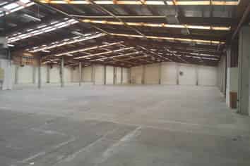 Quality small industrial in Railway Avenue