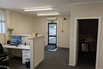 Quality small industrial in Railway Avenue