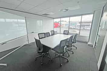411M² ONEHUNGA OFFICE

