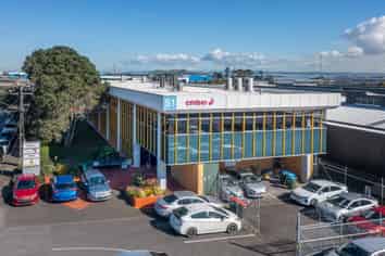 Rare Self Contained Commercial Facility 