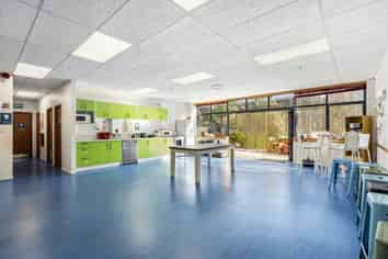 Rare Self Contained Commercial Facility 