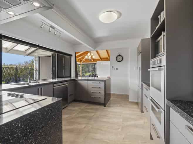 64 Karina Road, Merrilands