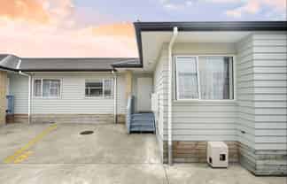 2/41 York Street, Hamilton East