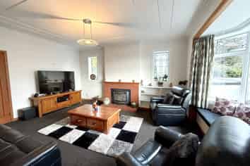 427 Queens Drive, Windsor