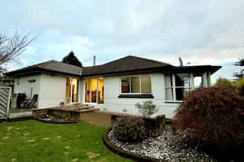 427 Queens Drive, Windsor