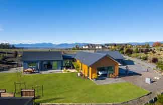 73 Galeo Road, Redwood Valley