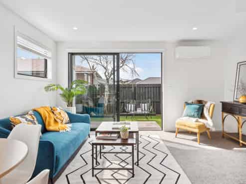 67c Royal Crescent, Saint Kilda