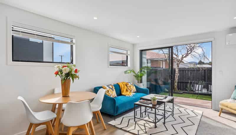 67c Royal Crescent, Saint Kilda
