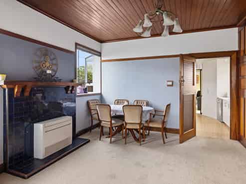 43 Marston Road, Kensington