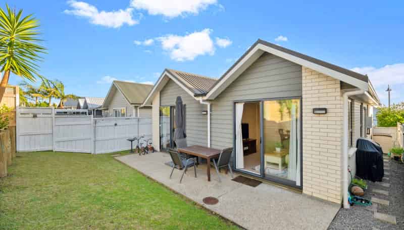 50 Cape Cod Drive, Gulf Harbour
