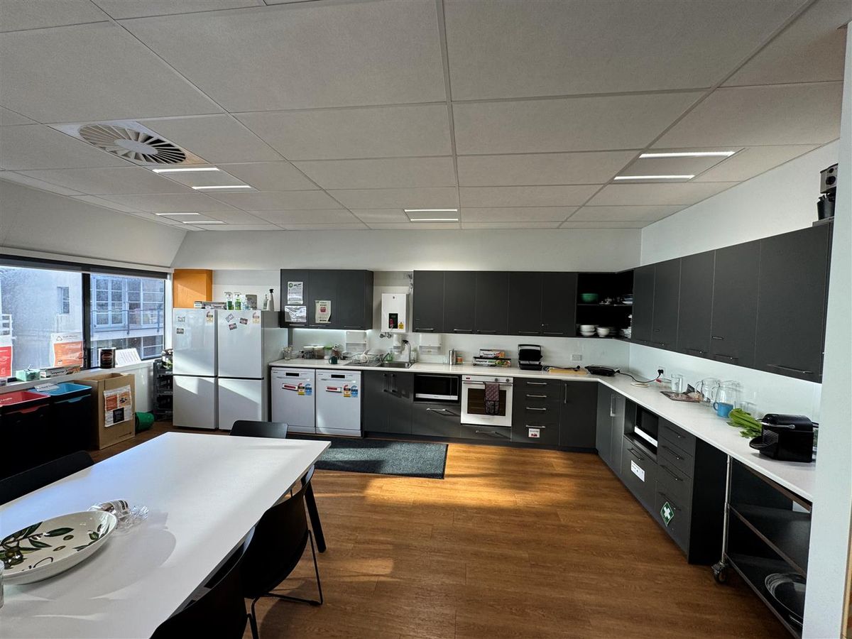 Well located Te Aro floor | 725sqm – pohled 4