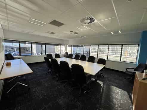 Well located Te Aro floor | 725sqm