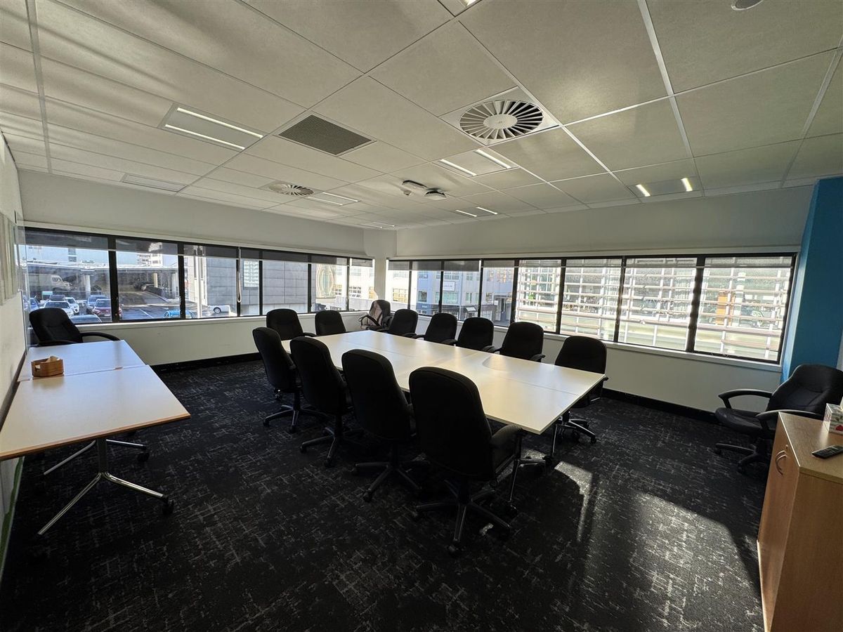Well located Te Aro floor | 725sqm – pohled 3
