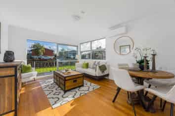 1 & 2/9 Fencible Place, Otahuhu