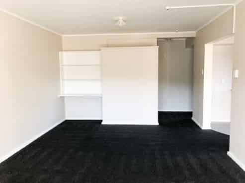 12/95 Farmer Crescent, Taita