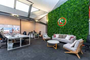 Smart Out-of-Town Office
