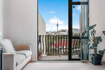 2J/30 Randolph Street, Eden Terrace
