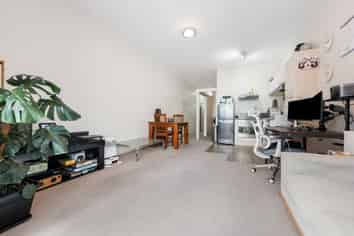 2J/30 Randolph Street, Eden Terrace
