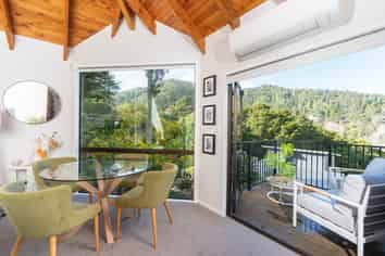 10 Rurumoki Street, Regent