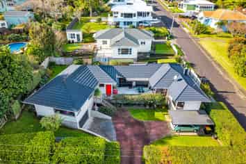 400 The Terrace, Thames