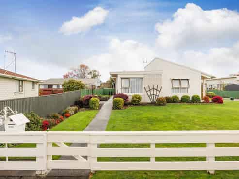 12A Oxford Street, Marton