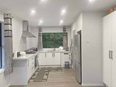 A/70 Sunny Grove , Wainuiomata