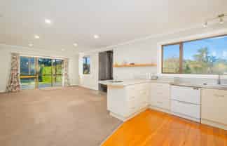 77 Wests Road, Ward