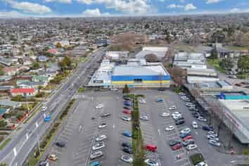 28 Bishopdale Court - retail, services and food