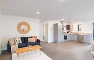 52 Sunstone Crescent, Brown Owl
