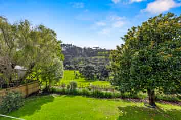 61 Mcentee Road, Waitakere