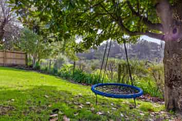 61 Mcentee Road, Waitakere