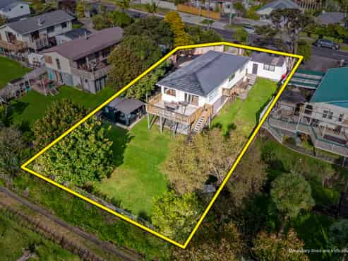 61 Mcentee Road, Waitakere