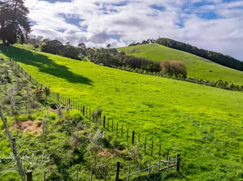  Petley Road, Paparoa