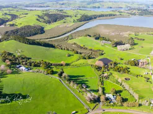  Petley Road, Paparoa