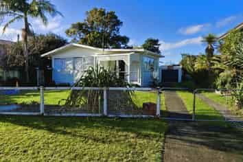 20 Manaia View Road, One Tree Point