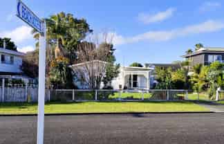 20 Manaia View Road, One Tree Point
