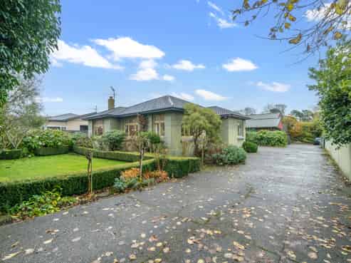 76 Melbourne Street, Windsor