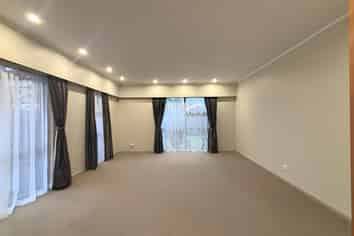 12 Augusta Place, Kamo