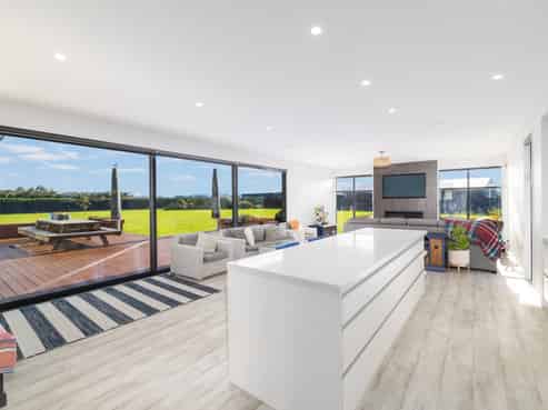 5 Braeburn Crescent, Swannanoa