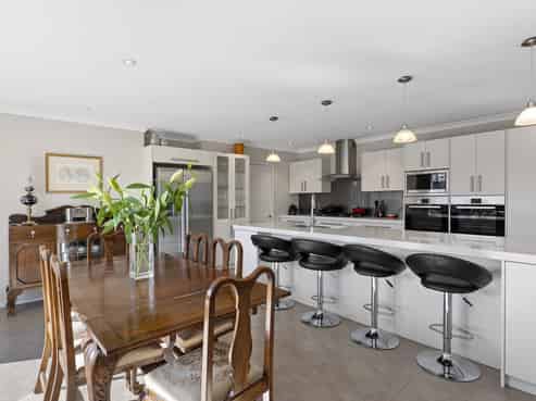 11 Charlesworth Drive, Allenton