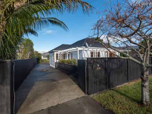 7 Nelson Avenue, Northcote Point