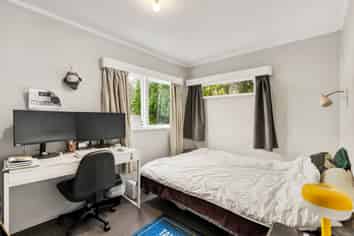 35 Colombo Street, Newtown