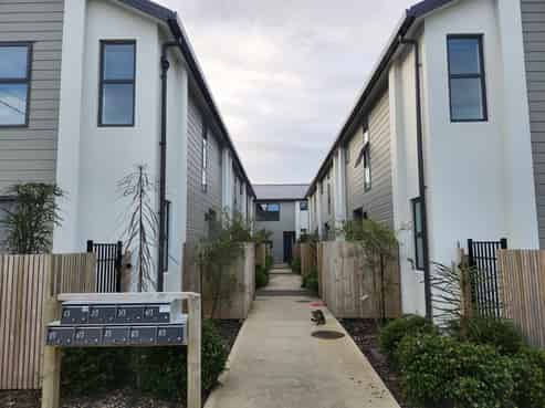 7/3 Best Street, Wainuiomata